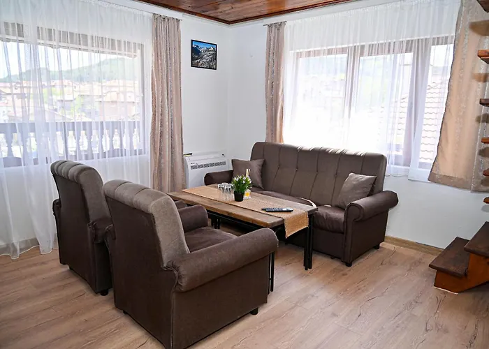 къща джано Къща за гости *