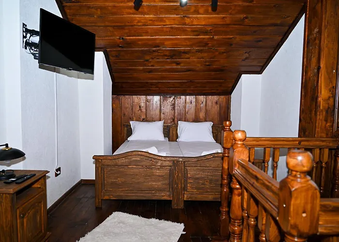 къща джано Добринище